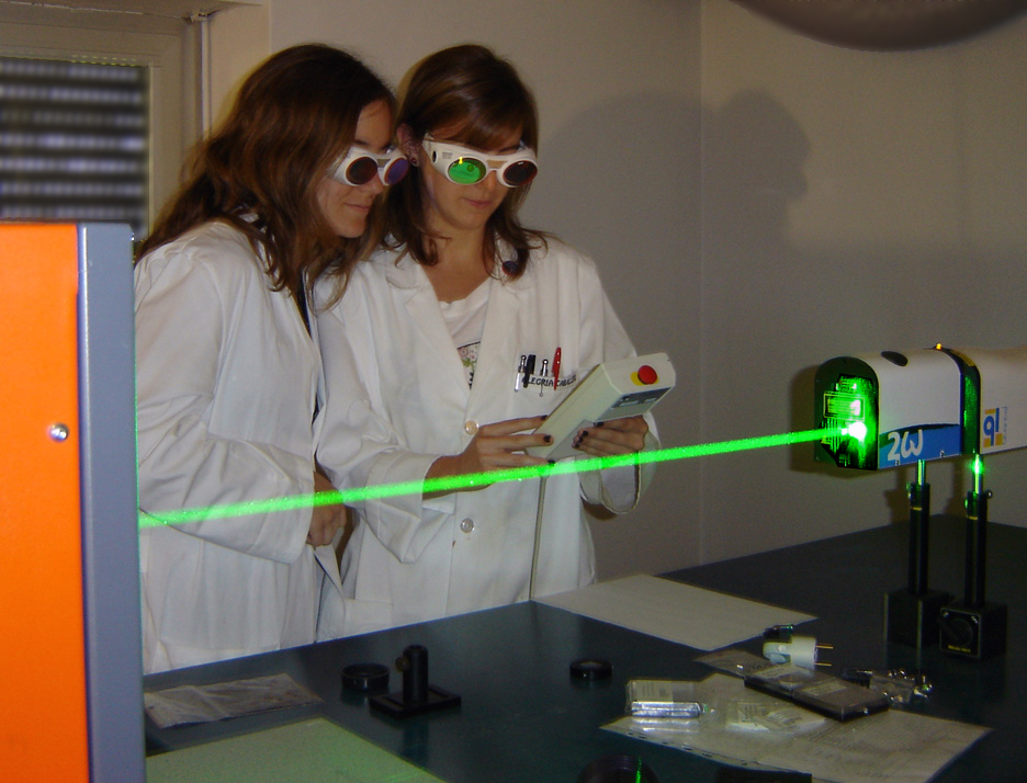 Quimilaser - Laboratorio láseres QF (UR)