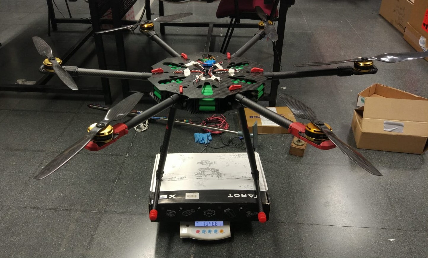 Peso muy bajo del drone