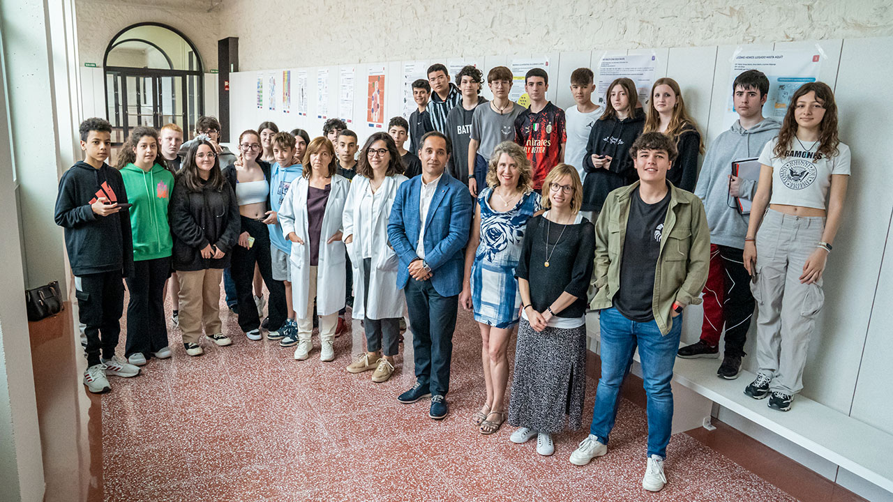 Alumnos del IES Sagasta que han participado en el proyecto DivulgSuperbac