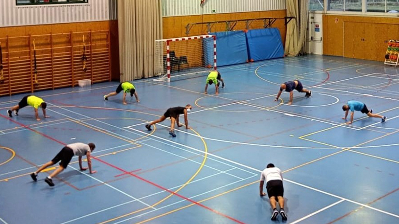 Viernes activos Polideportivo UR