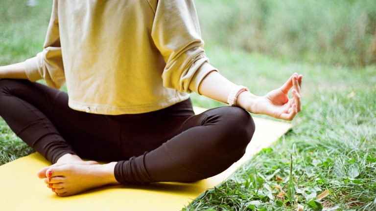 Sabados deportivos yoga parque