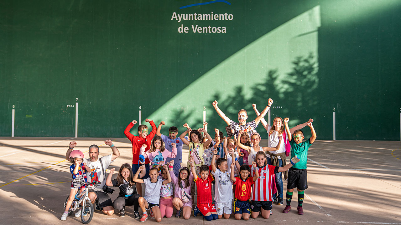 Una veintena de menores de Ventosa participa en el proyecto La localidad de Ventosa acoge este verano el desarrollo del proyecto audiovisual ‘Literatura y valores, una fórmula perfecta para disfrutar el verano’, impulsado por Martha Nohora Torres Angarita