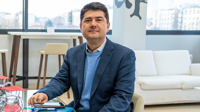Javier García Martínez es Doctor 'Honoris Causa' por la Universidad de La Rioja