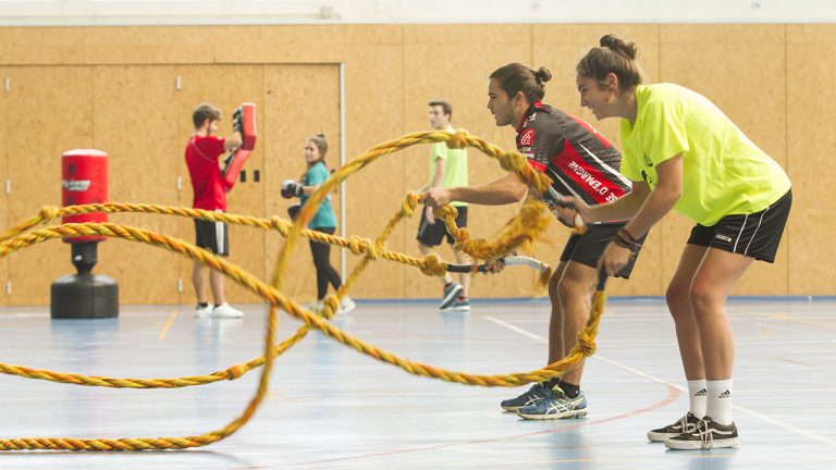 Deportes Viernes Activos Diciembre - Entrenamiento en pareja