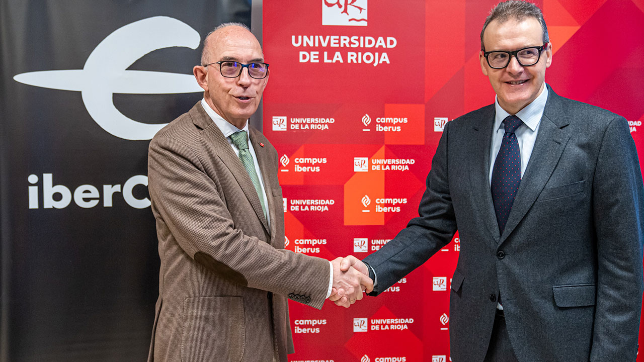 Carlos Ayala, rector de la Universidad de La Rioja, y José Ángel Pérez, director territorial en La Rioja, Burgos y Guadalajara de Ibercaja