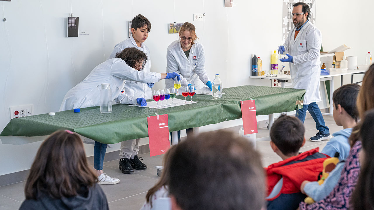 Taller 'La química se mueve', 11 de febrero, Unirioja