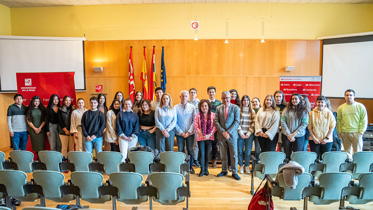 Foto de familia de los beneficiarios