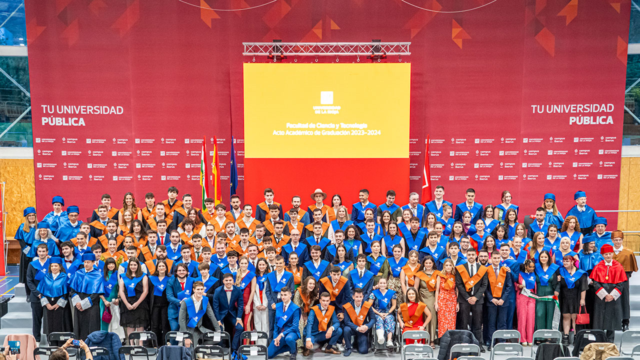 Graduación de la Facultad de Ciencia y Tecnología 2023-2024