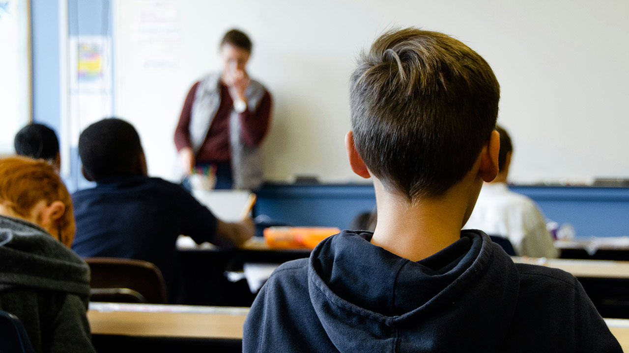 Programa de atención educativa domiciliaria y autocuidado del docente: Hablemos de Cáncer
