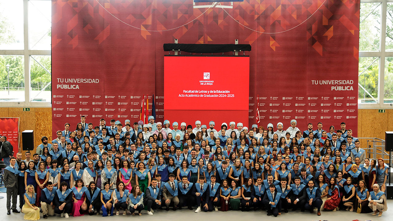 Graduación de la Facultad de Letras y de la Educación 2024-2025