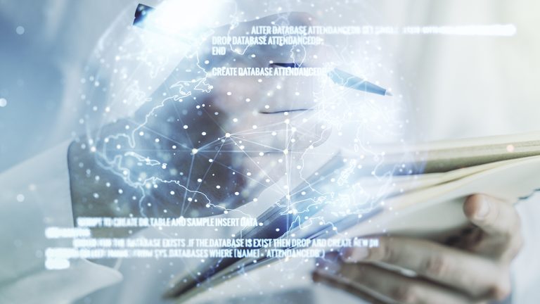 - Fundamentos y aplicaciones de la Inteligencia Artificial Generativa aplicada al lenguaje