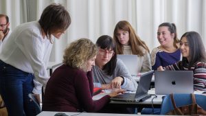 Estudiantes de la Universidad de La Rioja, en una clase en el campus