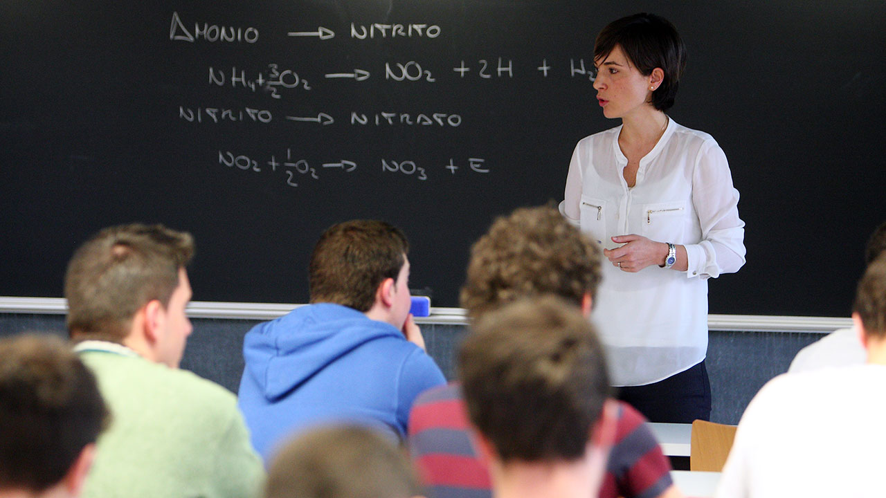 La UR abre el periodo extraordinario de admisión en los másteres oficiales del curso 2025-2026 hasta el 3 de septiembre