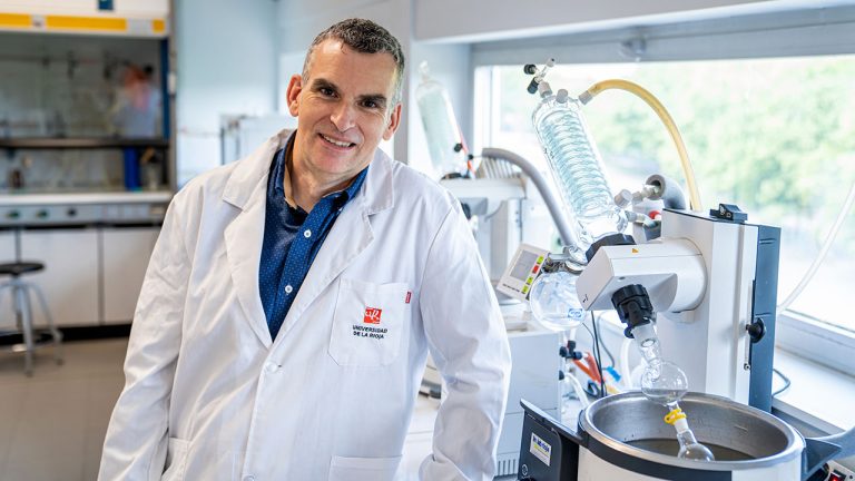 Francisco Corzana, catedrático de Química Orgánica