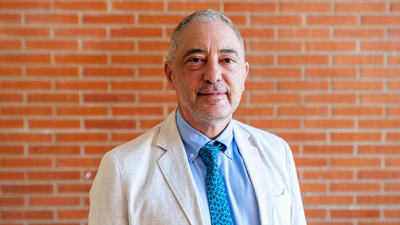Leonardo F. Pastorino, profesor Ordinario en la Universidad de Verona (Italia)