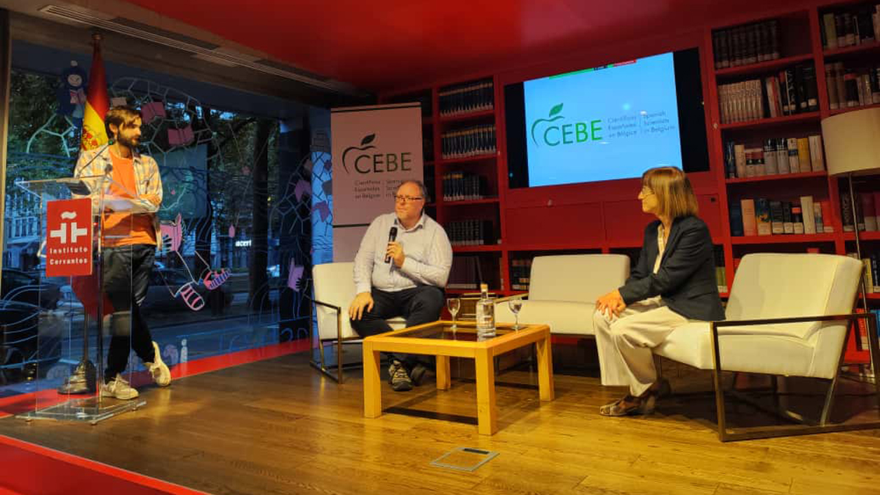Carmen Torres, durante su participación en los encuentros Spanish Influencers in Science de Bruselas