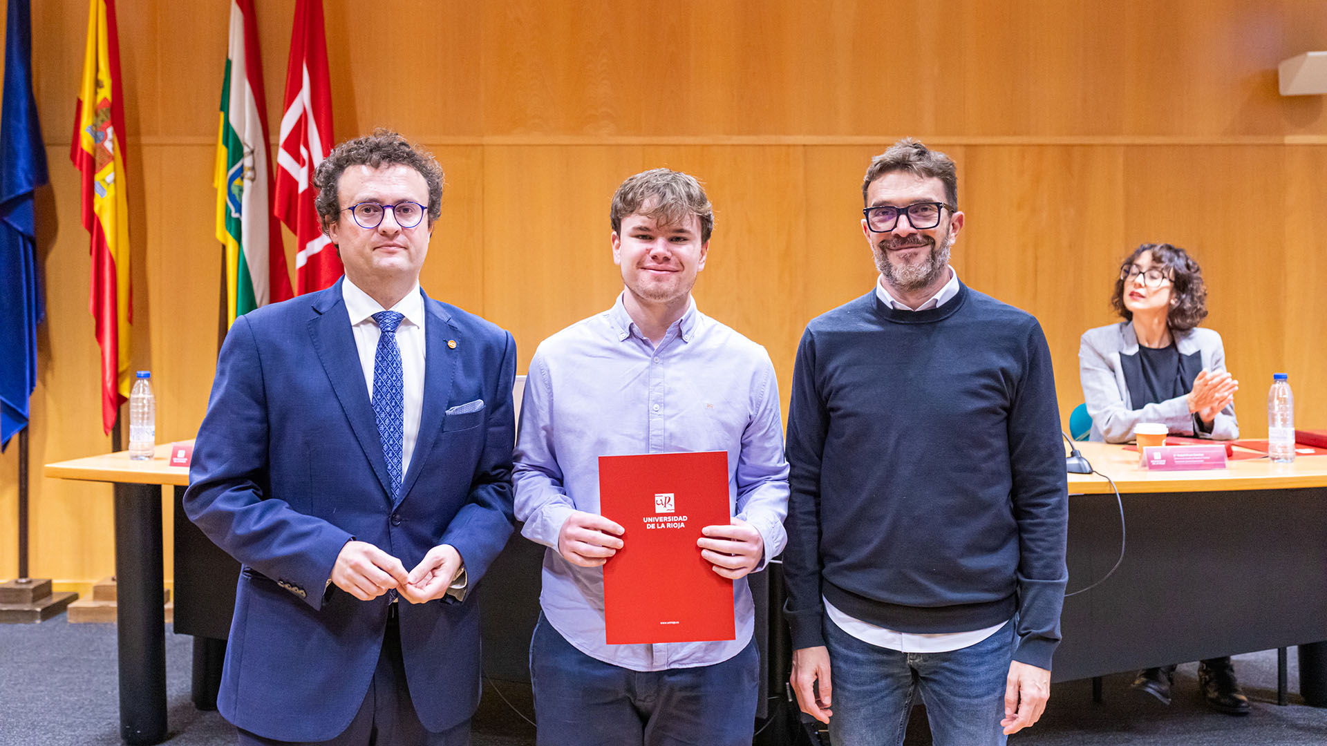 Entrega de premios a los mejores expedientes y TFG de la Facultad de Ciencias Empresariales del curso 2024-2025