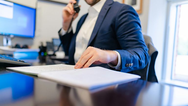 Seminario de Informática Mirian Andrés. Cuando la voz manda: Técnicas e implantación de analítica de voz para la toma de decisiones en el sector bancario