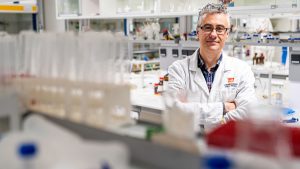 Diego Sampedro, catedrático de Química Orgánica y responsable del GRUFOR