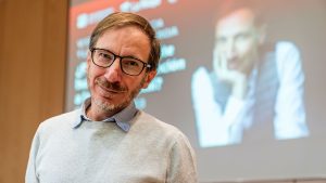 Damián Alcolea, en el Aula Magna del Complejo Científico-Tecnológico de la Universidad de La Rioja
