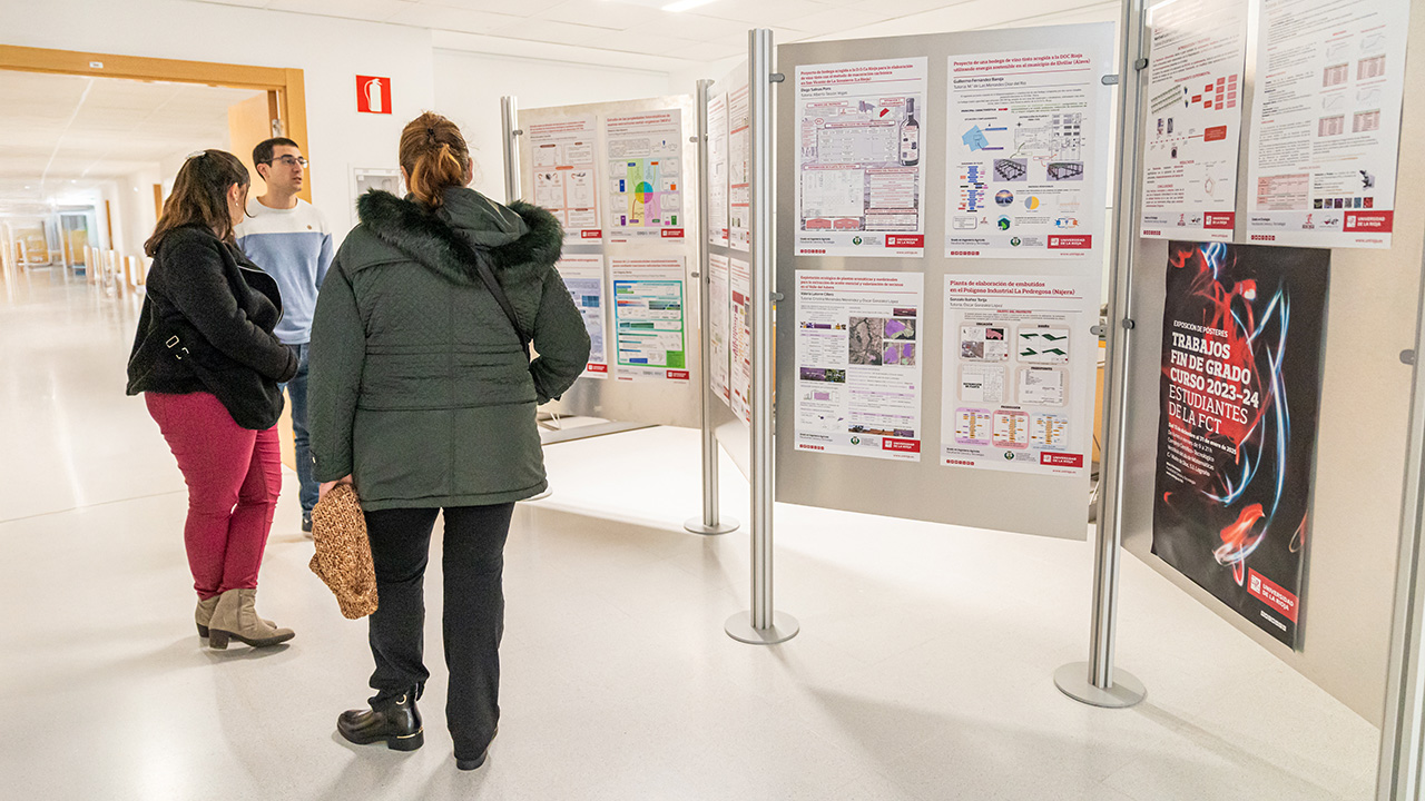 Exposición de Pósteres Concurso de Trabajos Fin de Grado curso 2024-25
