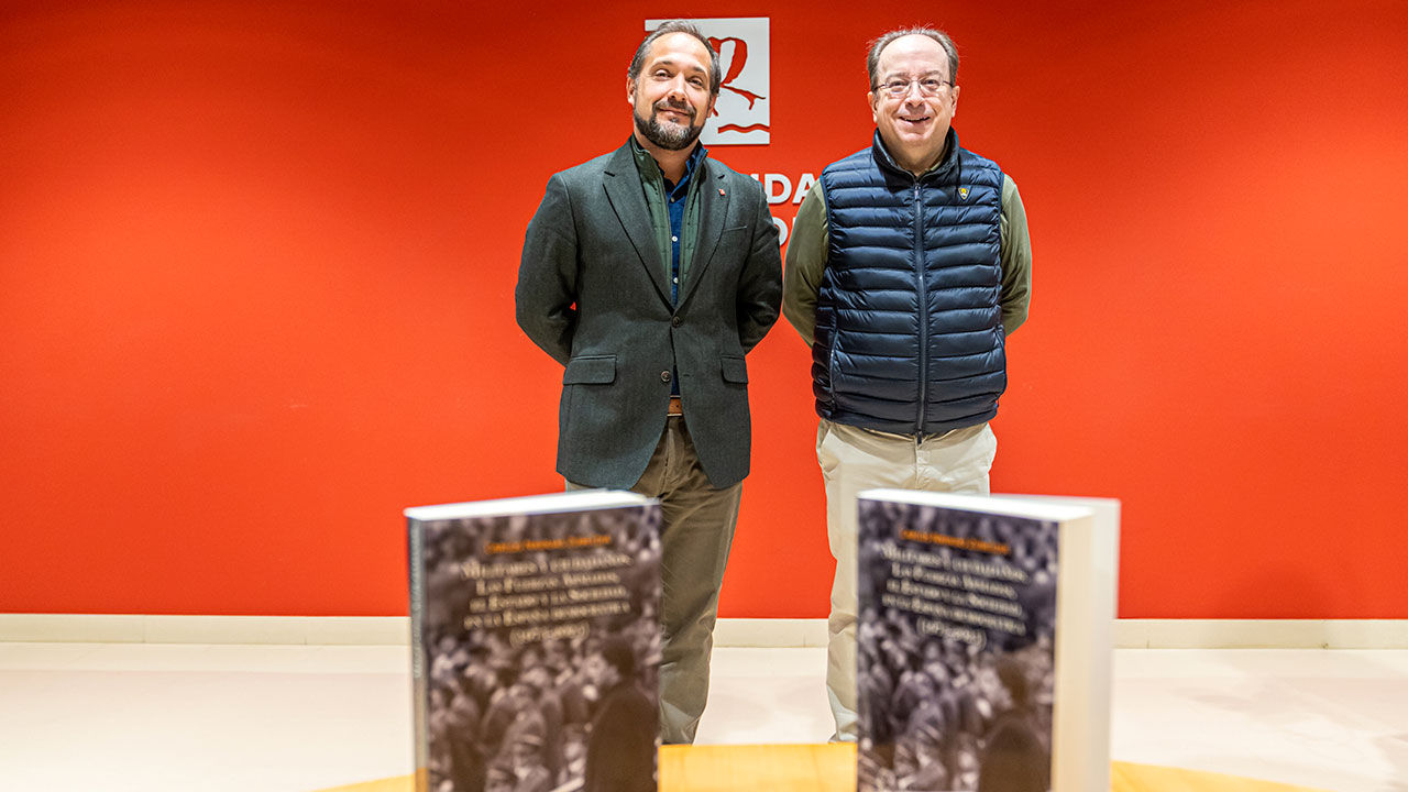 Carlos Navajas publica el libro 'Militares y ciudadanos. Las Fuerzas Armadas, el Estado y la Sociedad en la España democrática (1975–2025)'