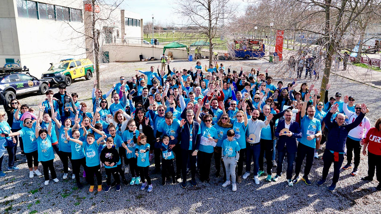 La UR, FARO y UNIR reúnen a 1.000 asistentes en Logroño bajo el lema ‘Corre por la Vida’ y a favor de la investigación del cáncer infantil