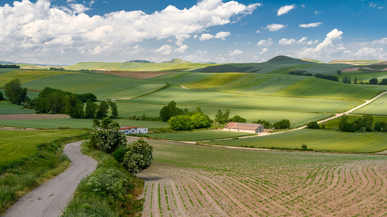 La Cátedra de Paisaje presenta la nueva cartografía oficial, que protege y pone en valor la singularidad de los paisajes de La Rioja