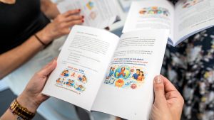 Ejemplares de la guía 'Conocer y prevenir el VIH/SIDA'