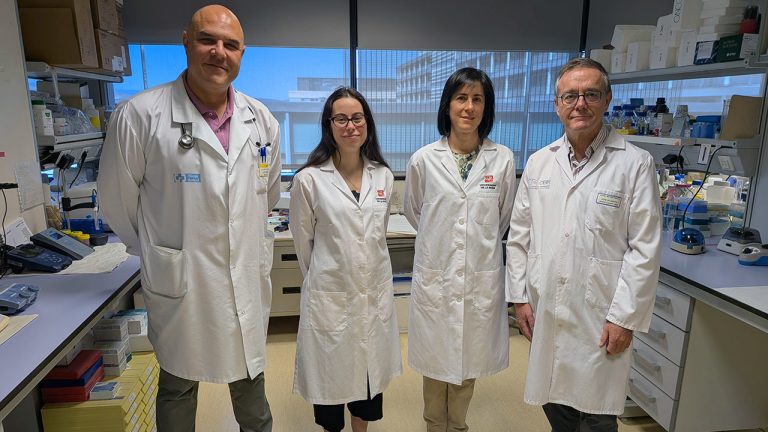 De izquierda a derecha, Alfonso Martín Canicero, Rocío del Campo Pedrosa, Ana González Marcos y Alfredo Martínez Ramírez en el CIBIR