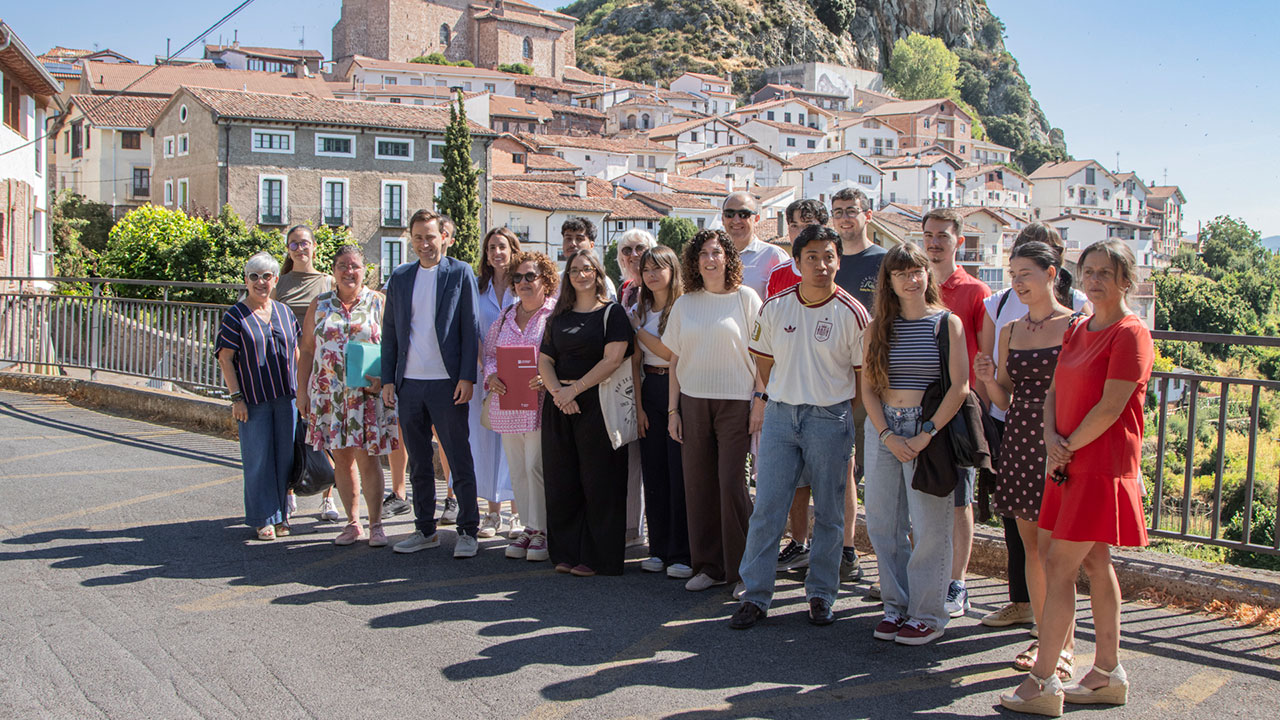 La UR y el Gobierno de La Rioja premian con 1.300 euros los ocho mejores proyectos del programa Erasmus rURal